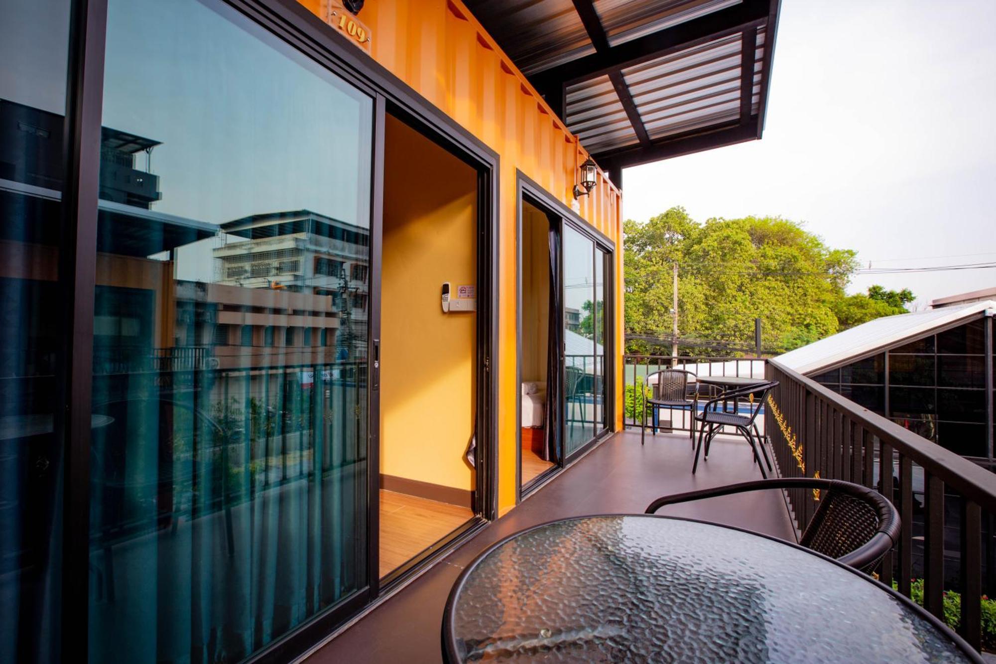Tuscany Land Resort Donmuang Bangkok Esterno foto